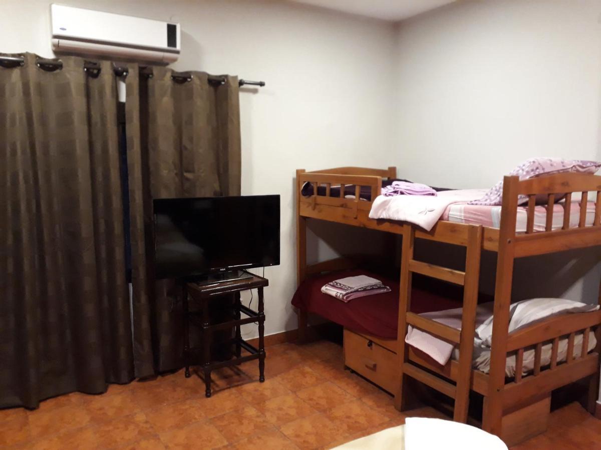 Residencia Leones De Castilla Asuncion Ngoại thất bức ảnh